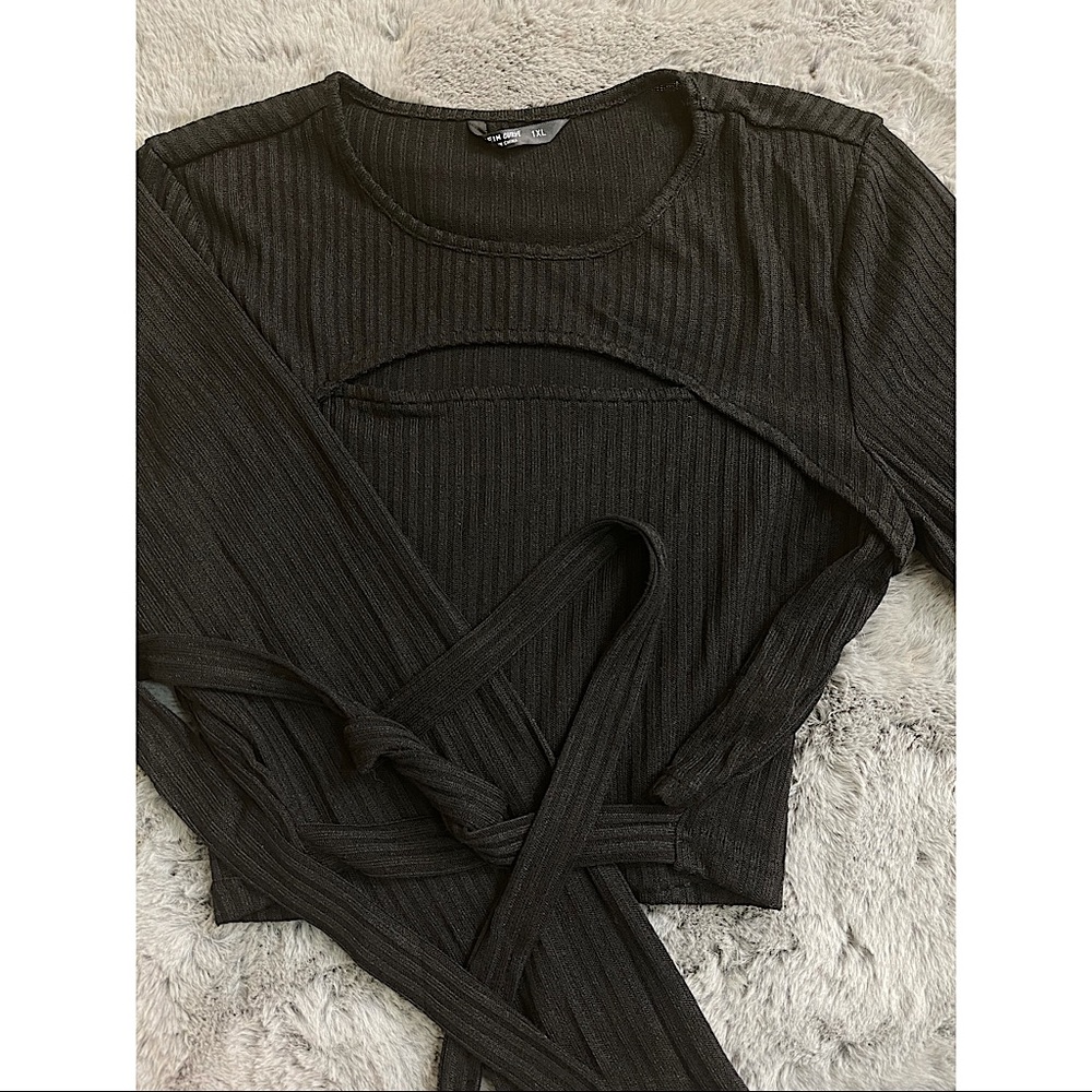 Tie back crop tee
